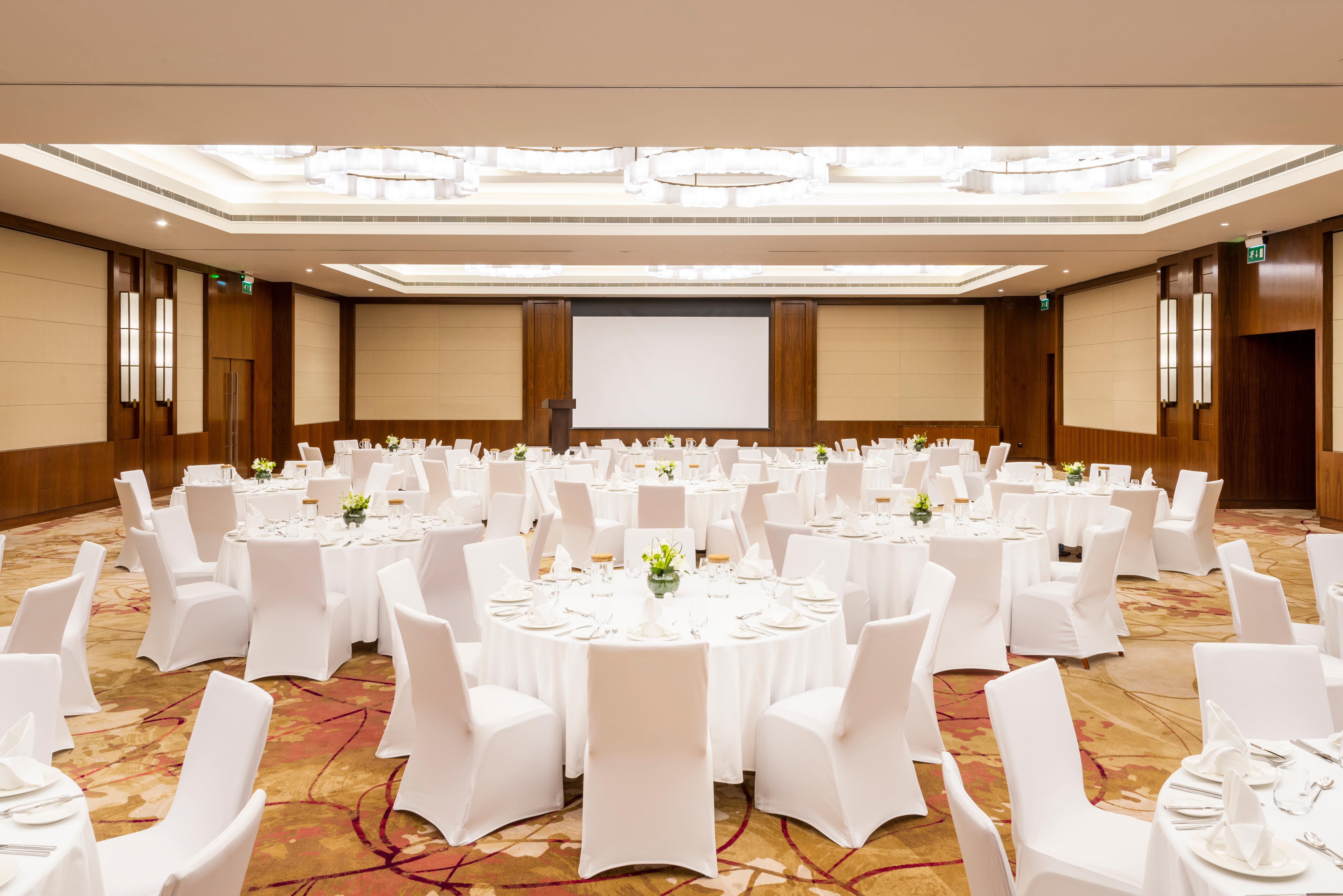 Crowne Plaza Muscat Ocec By Ihg Hotel Ngoại thất bức ảnh
