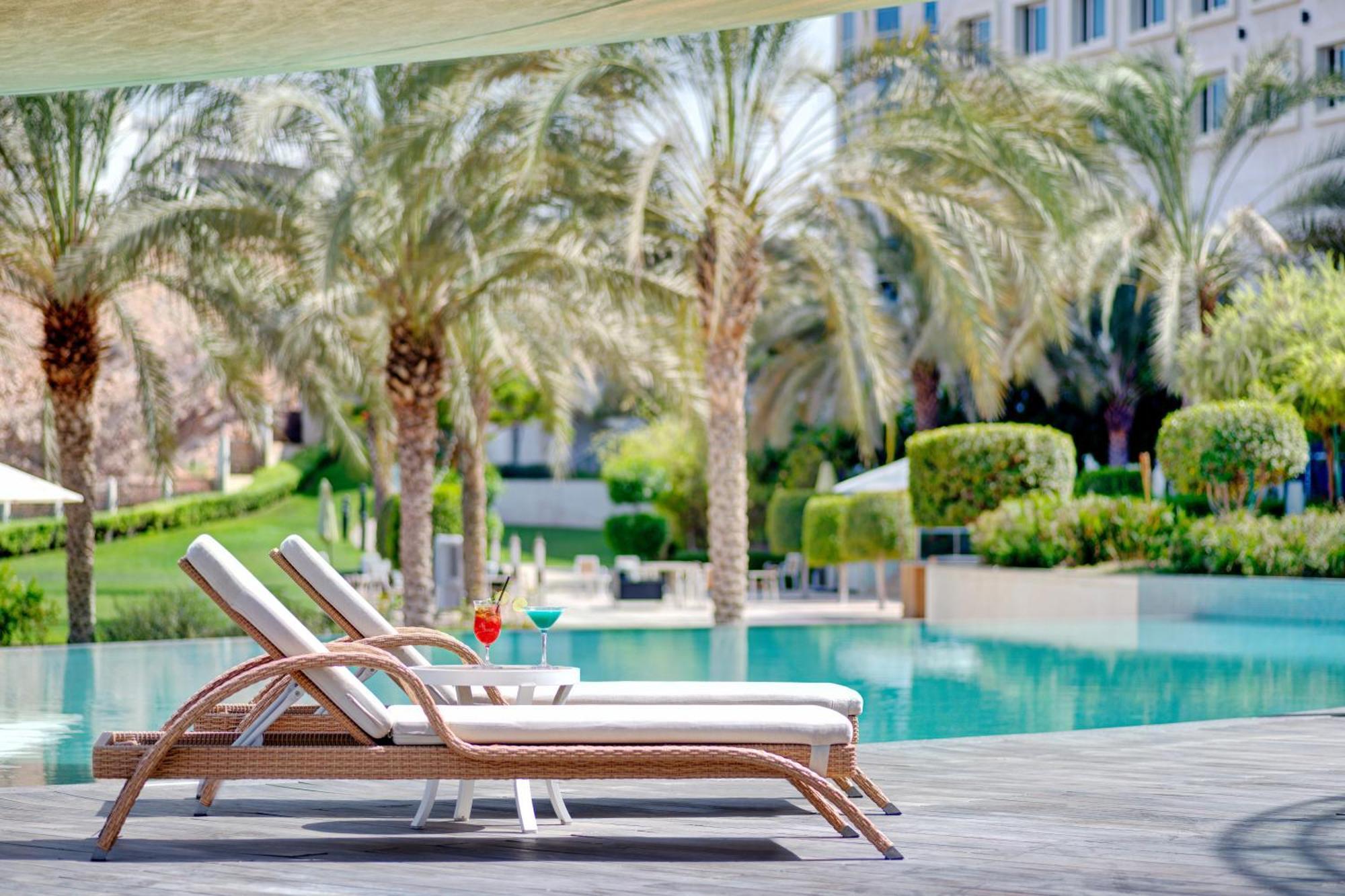 Crowne Plaza Muscat Ocec By Ihg Hotel Ngoại thất bức ảnh