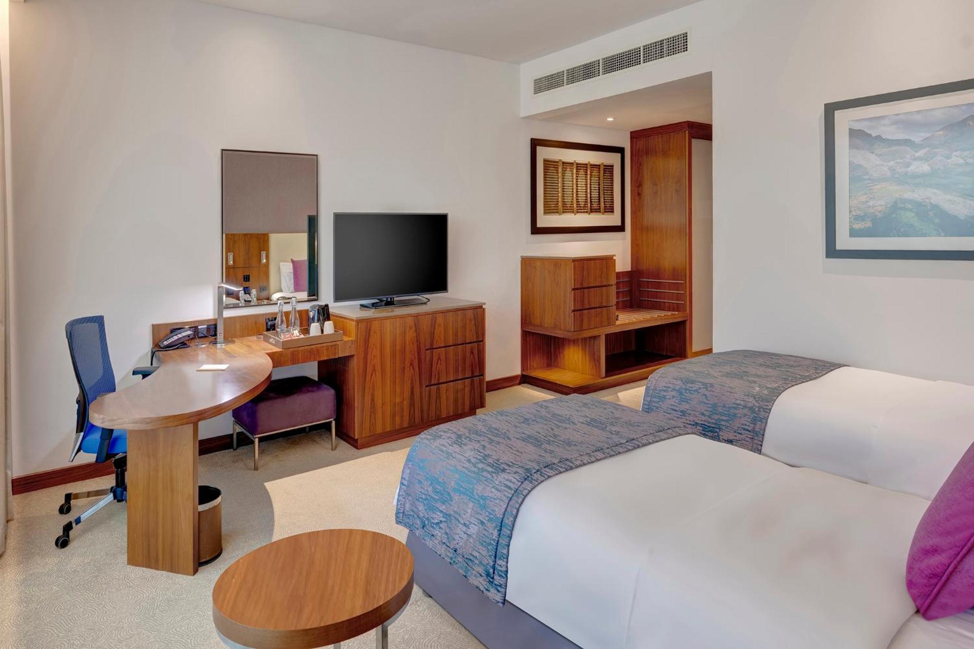 Crowne Plaza Muscat Ocec By Ihg Hotel Ngoại thất bức ảnh