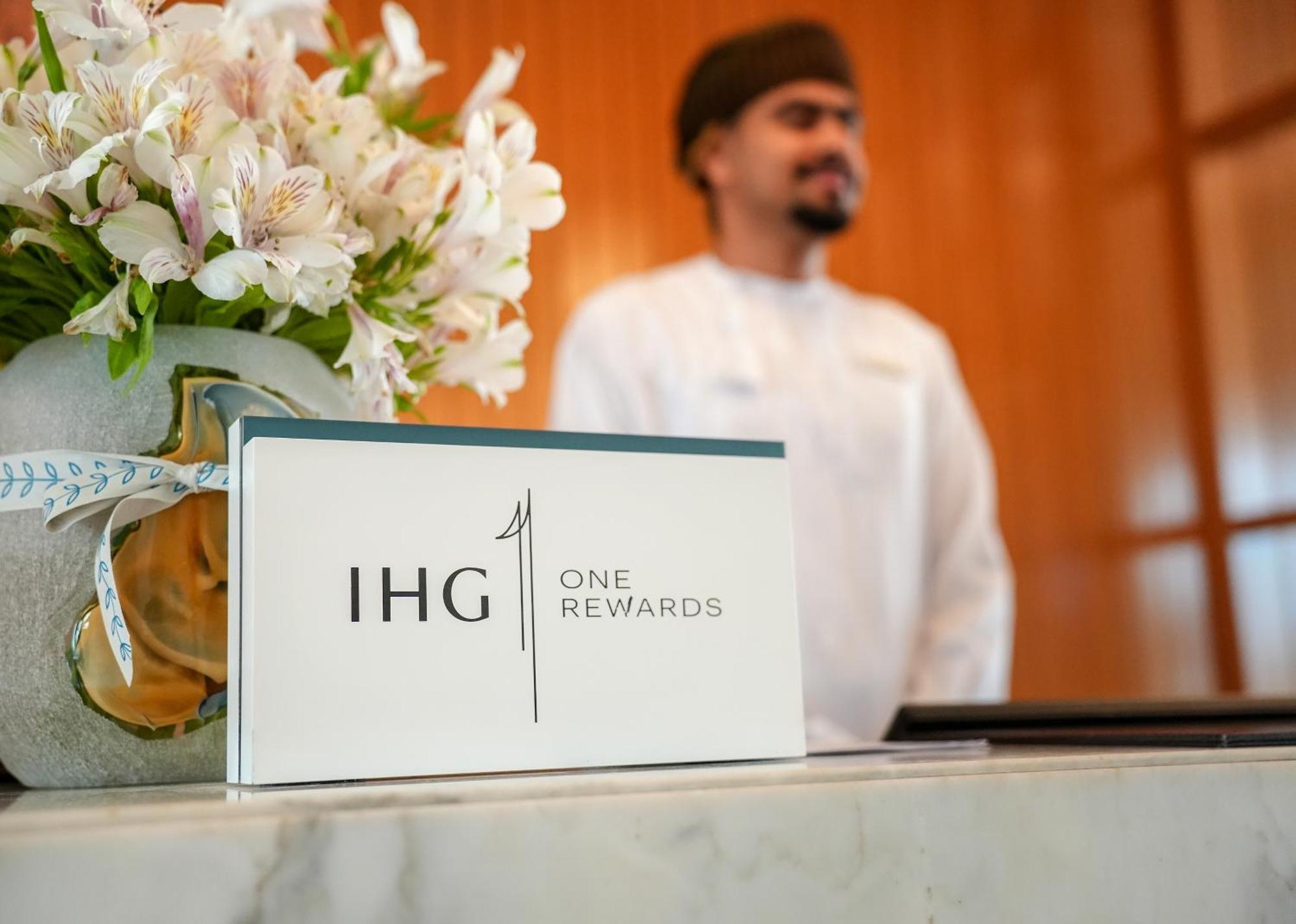 Crowne Plaza Muscat Ocec By Ihg Hotel Ngoại thất bức ảnh