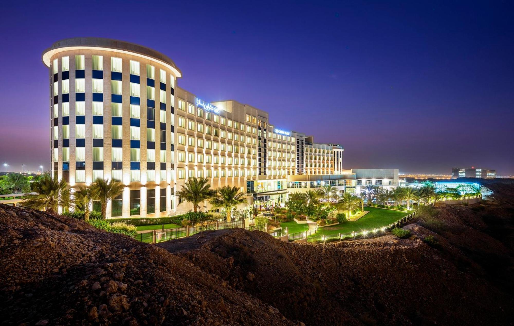 Crowne Plaza Muscat Ocec By Ihg Hotel Ngoại thất bức ảnh